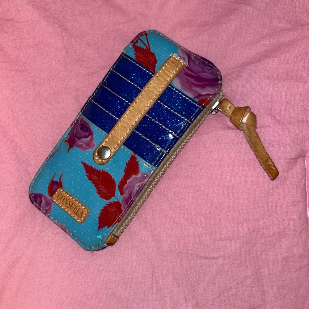 Consuela card organizer
